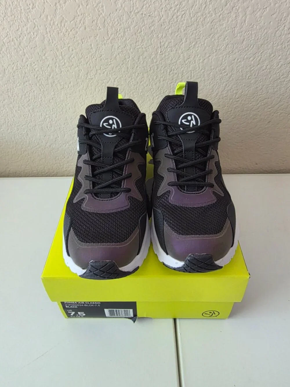 Zumba Air Classic Sneaker Shoes Women 7.5 Black